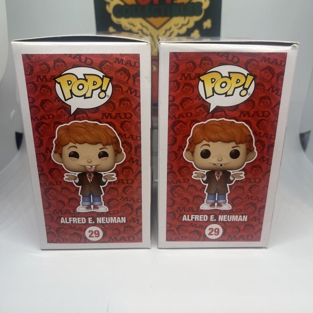 *Chase Bundle* Mad: E. Alfred Newman(Silly Face) #29 Funko Pops! W/Protectors!!!