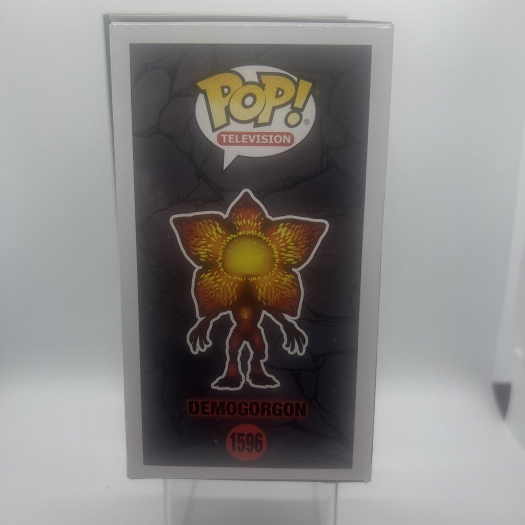 *Rare* STRANGER THINGS: Demogorgon(Rift) #1596 Funko Pop! w/Protector!!!