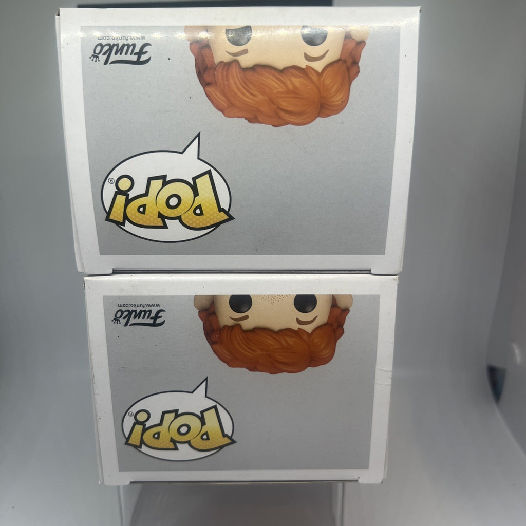 *Chase Bundle* Mad: E. Alfred Newman(Silly Face) #29 Funko Pops! W/Protectors!!!